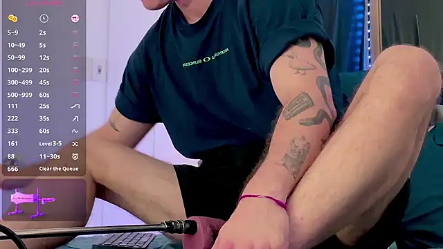 Ethan and mike online show from July 11, 9:33 am