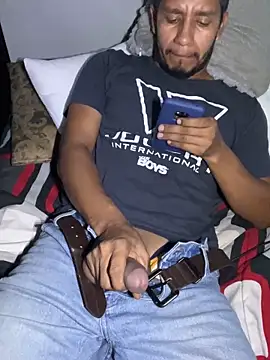 Snapshot of Darkdickhard chatting on October 29, 5:10 am Darkdickhard online show from October 29, 5:10 am