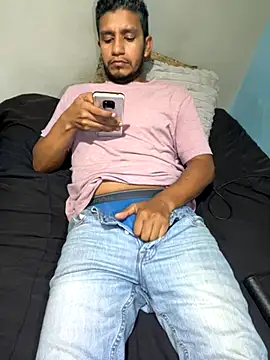 Snapshot of Darkdickhard chatting on October 3, 4:06 am Darkdickhard online show from October 3, 4:06 am