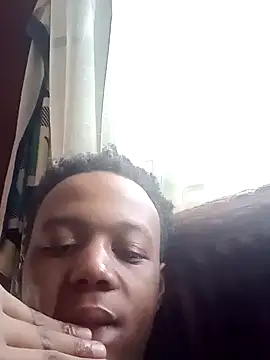 Lilsavvy online show from November 12, 2:45 pm