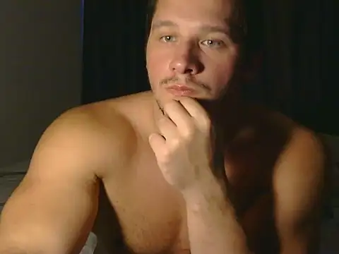 LionEdwin online show from November 3, 1:03 pm