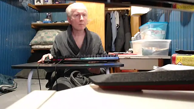 Snapshot of Vgy67Z95 chatting on October 14, 9:22 pm Vgy67Z95 online show from October 14, 9:22 pm