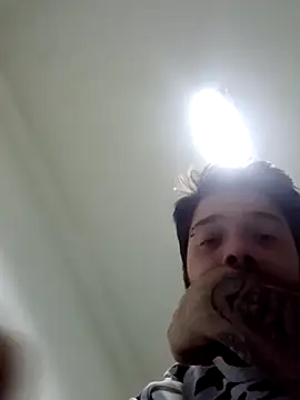 Snapshot of Lucarasta chatting on December 4, 1:14 am Lucarasta online show from December 4, 1:14 am