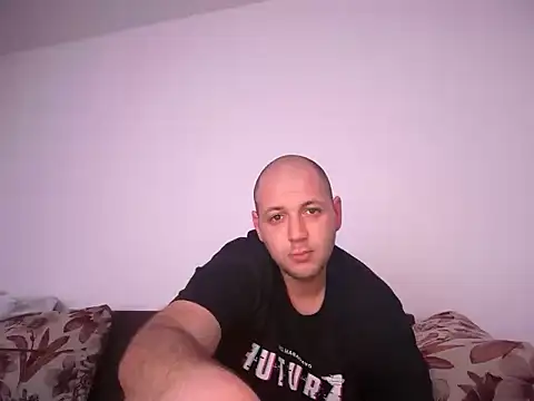 Flakka95 online show from April 12, 3:20 am