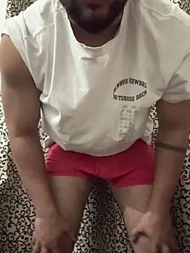 Snapshot of Rajbir0071 chatting on October 27, 6:32 pm Rajbir0071 online show from October 27, 6:32 pm