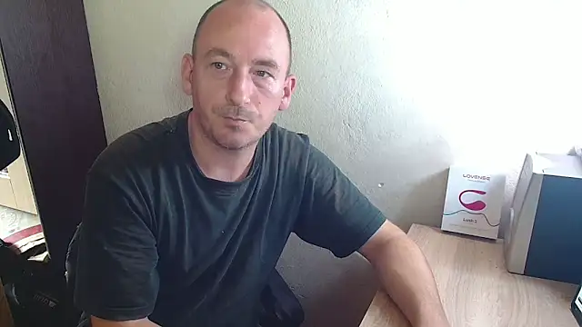 Johan   Barker online show from November 16, 1:02 pm