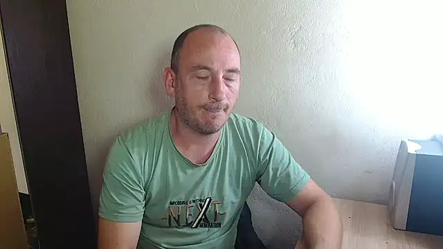 Johan   Barker online show from October 27, 12:40 pm