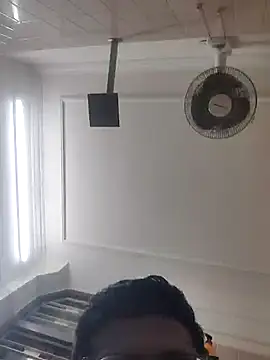 Snapshot of mayavi_baba chatting on December 18, 7:19 pm mayavi baba online show from December 18, 7:19 pm