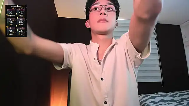 tom Howard online show from March 28, 10:10 pm