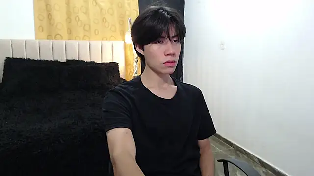 Snapshot of Elio-cam chatting on February 23, 8:55 am Elio-cam online show from February 23, 8:55 am