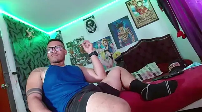 Danielsbigcum online show from December 14, 1:49 pm