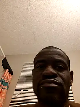 Maculine Stayr online show from December 25, 12:15 pm