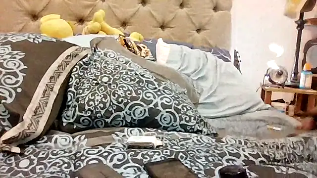 Maculine Stayr online show from October 22, 4:21 pm