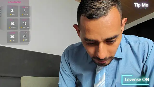 jhonyalzate2 online show from June 23, 3:33 am