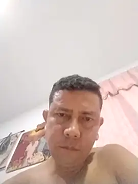 Lachuchaenlacara1988 online show from November 6, 3:09 am