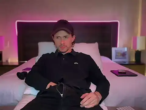 mcklister kinky feets online show from March 30, 7:59 pm