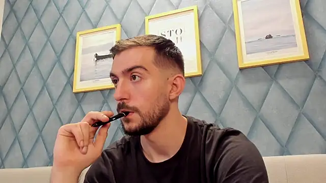 Dylan Best online show from June 23, 2:27 am