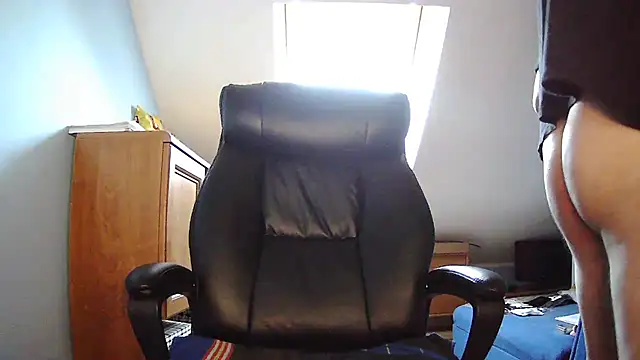 Niko slave online show from December 13, 8:32 am