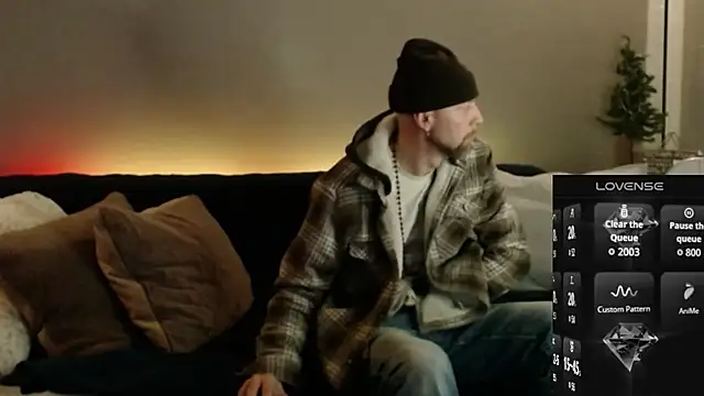 MaxRouger online show from November 29, 11:40 pm