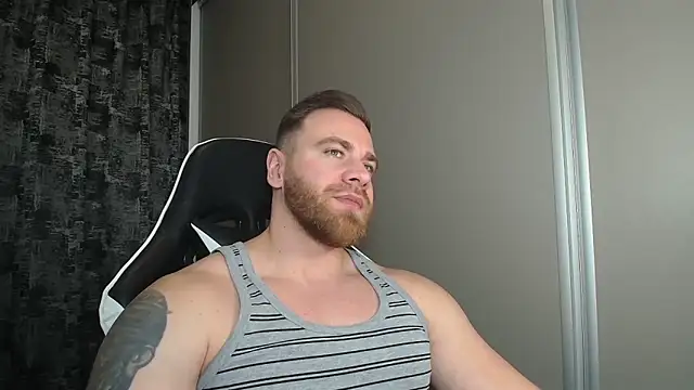 Thori92 online show from February 4, 6:25 pm