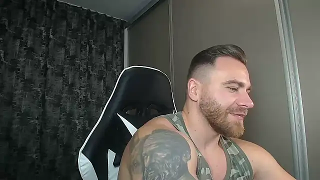 Thori92 online show from December 5, 7:29 pm