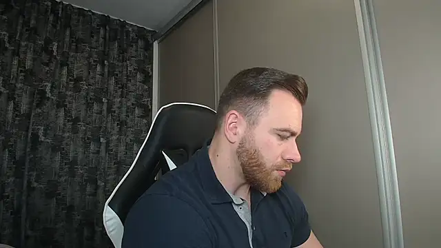 Thori92 online show from March 8, 6:14 pm