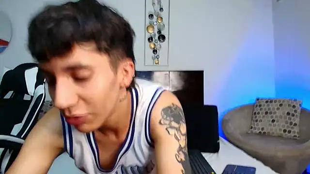 JacoboSwam online show from March 22, 4:03 am