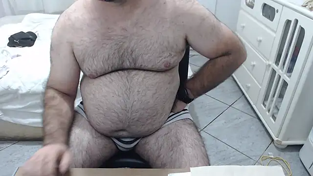 MysterBearMG online show from November 12, 12:05 am