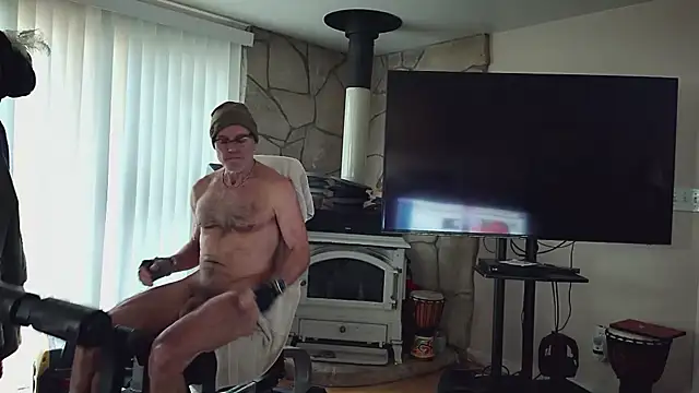 MoonDancer online show from November 17, 8:45 pm