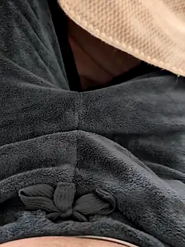 Elixire1 online show from April 11, 8:23 pm