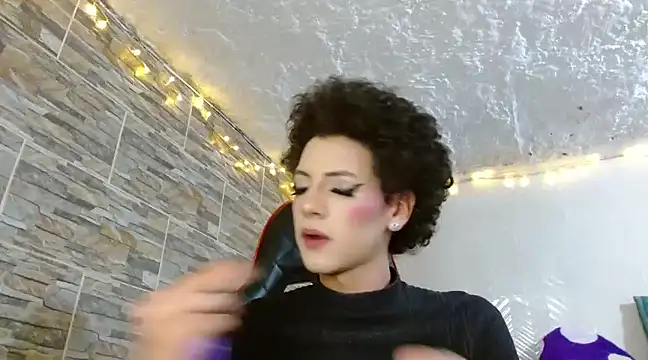 Snapshot of omar_alurba chatting on March 8, 4:37 pm omar alurba online show from March 8, 4:37 pm