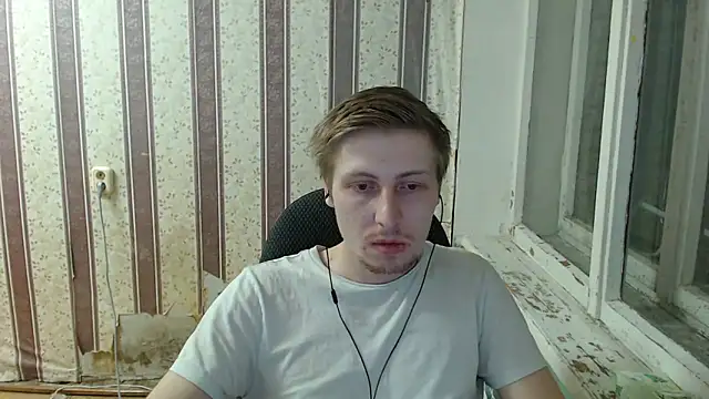 darienlarge online show from January 12, 9:19 pm