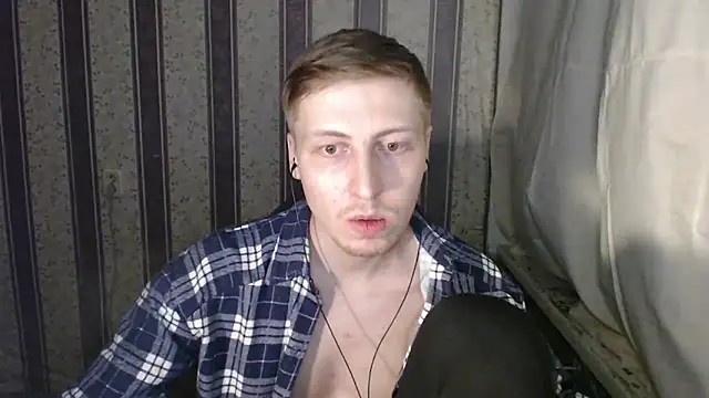 darienlarge online show from February 21, 12:05 am