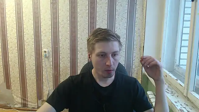 darienlarge online show from December 14, 10:34 am