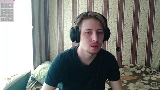 darienlarge online show from October 17, 7:56 am