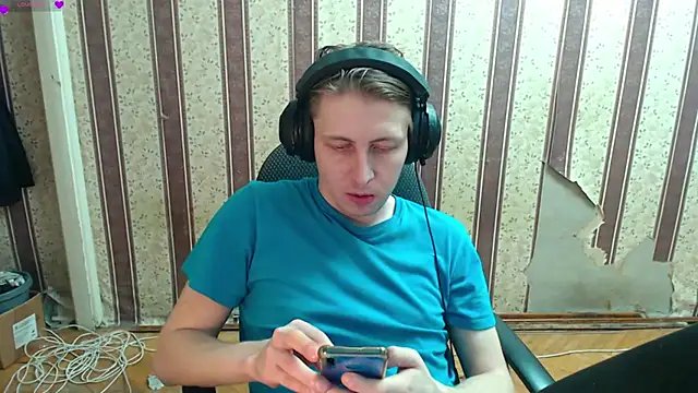 darienlarge online show from September 25, 6:51 pm