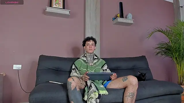 Aron ford online show from November 23, 5:13 pm