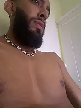 Alessandro  Rossi online show from February 5, 5:09 pm