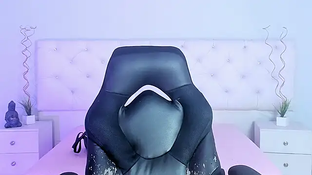 Aron cruz online show from December 27, 1:39 pm