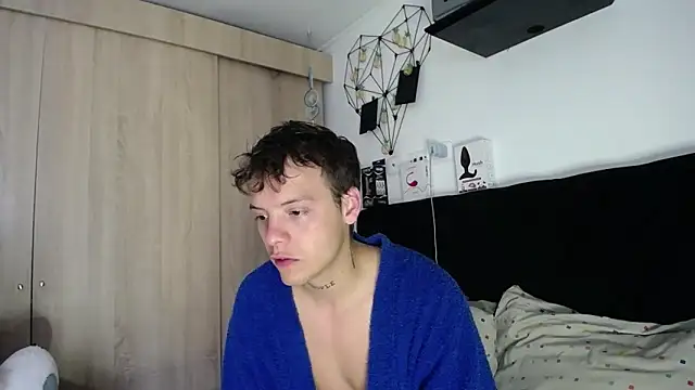 Snapshot of Santiago_kiler chatting on September 30, 5:16 pm Santiago kiler online show from September 30, 5:16 pm