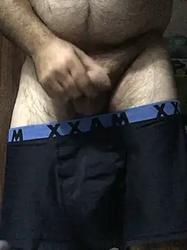 Snapshot of hairysmallcockguy chatting on February 21, 2:27 pm hairysmallcockguy online show from February 21, 2:27 pm