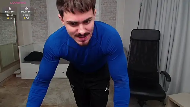 WilsonJules online show from December 13, 11:13 am