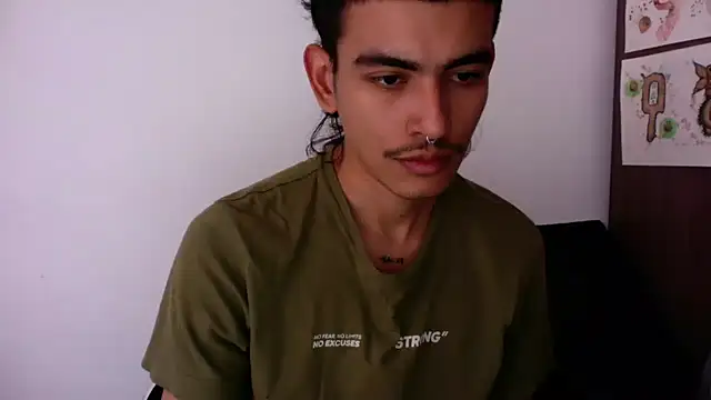 sorry-mom69 online show from October 1, 8:02 pm