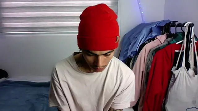 sorry-mom69 online show from October 9, 4:01 pm