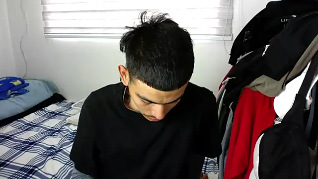 sorry-mom69 online show from September 14, 8:55 pm