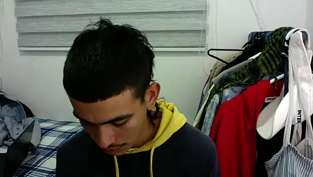 sorry-mom69 online show from September 21, 12:22 am