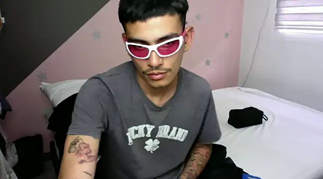 sorry-mom69 online show from January 30, 9:58 pm