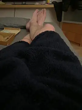 Snapshot of rippedbritish chatting on October 16, 8:28 pm rippedbritish online show from October 16, 8:28 pm