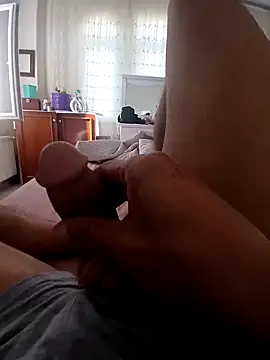 Snapshot of Darkboss31 chatting on September 10, 1:32 pm Darkboss31 online show from September 10, 1:32 pm