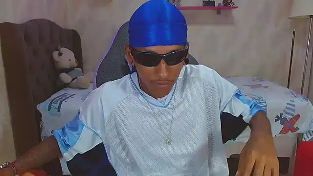 ManSant online show from March 3, 3:24 pm